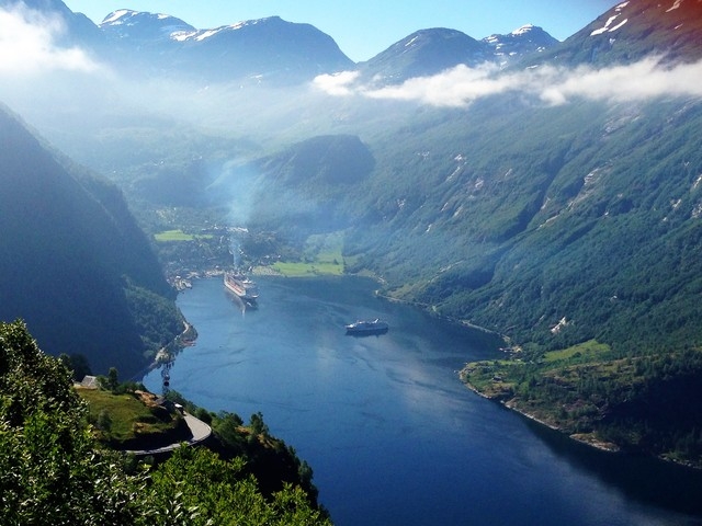 Geiranger Private Royal Norwegian Countryside Sightseeing Excursion Perfect combination sightseeing and local food experience.