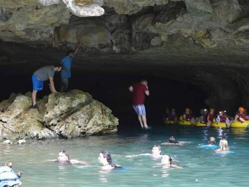 Belize Nohoch Che'en Caves Branch Cave Tubing Excursion