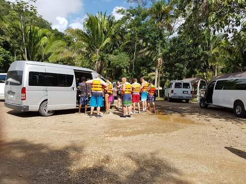 Belize Nohoch Che'en Caves Branch Cave Tubing Excursion