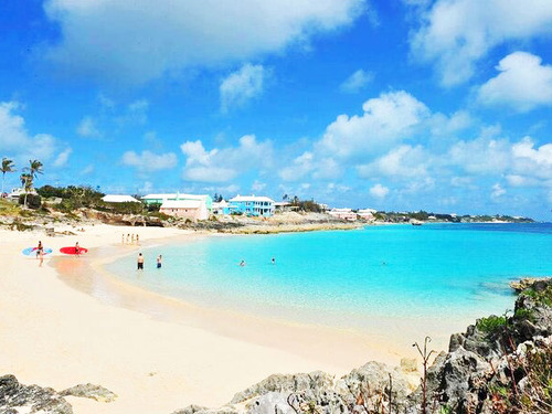 Bermuda Beach Escape and Shopping Excursion