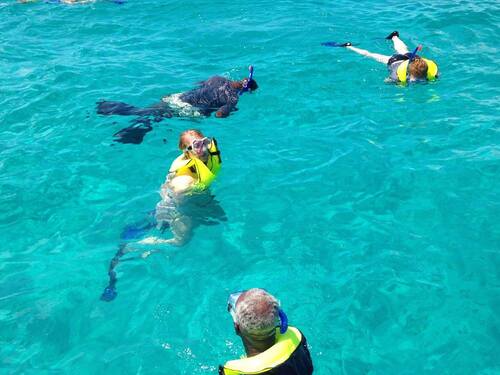 Turks and Caicos boat snorkel Tour Reservations