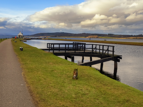 Invergordon (Inverness)  Scotland Dochgarroch Lock Bus Trip Booking