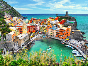 La Spezia Cinque Terre Sightseeing Excursion with Limoncino Tasting