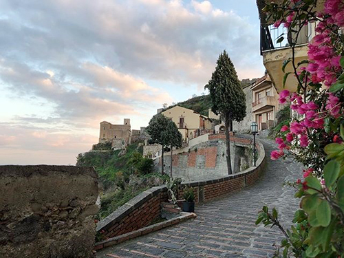 Messina Sicily Norman Castle Walking Trip Booking