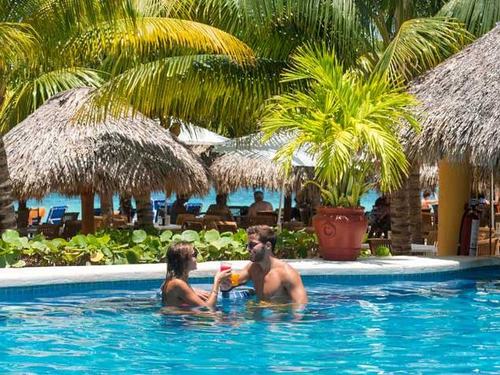 Playa del Carmen  all inclusive beach resort Shore Excursion Reservations