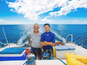 Roatan Private Catamaran Sail and Snorkel Charter Excursion