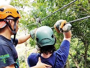 Roatan Zip Line, Blue Channel Snorkel, and Beach Excursion