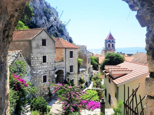 Split Pirates of Omis and Garage Wine Tasting Excursion